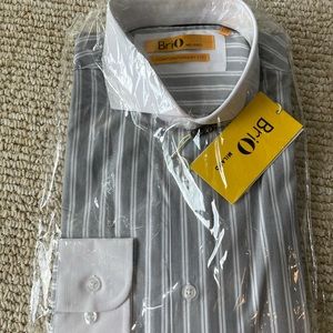 Brio Milano Me ‘s Button Down Dress Shirt